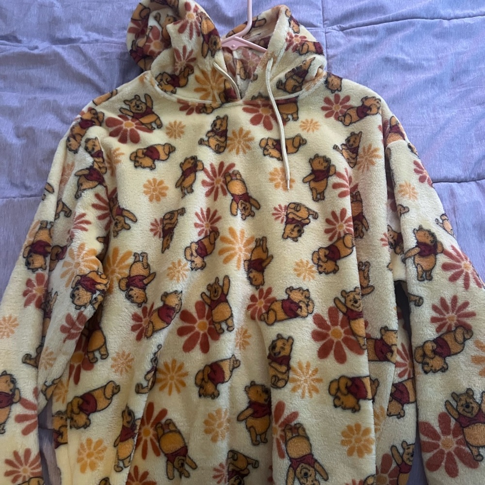 Winnie the pooh disney sweater